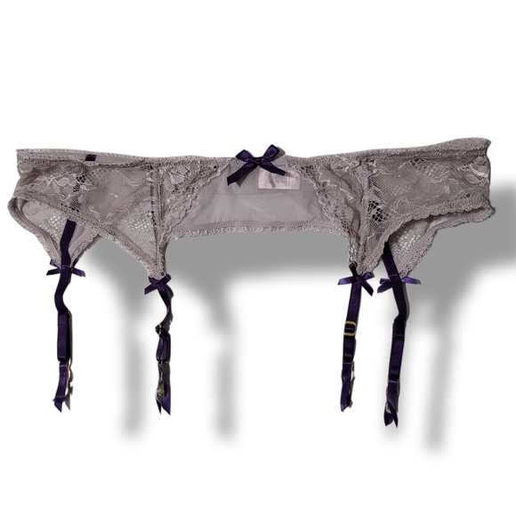 Victoria's Secret Other - VS Purple Lacy Garter Belt NWOT M/L